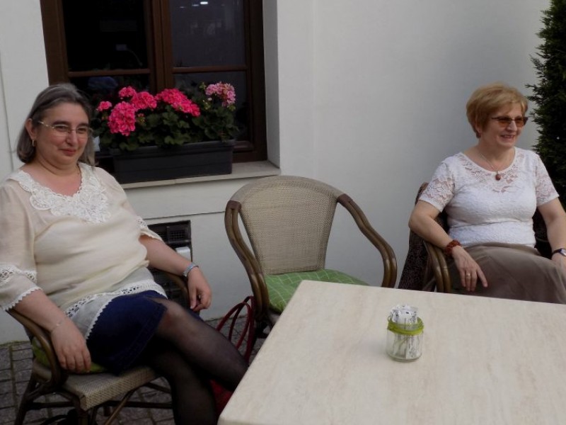 Kávéházi beszélgetés Ferenczi Alpárral és Kondics Gergellyel