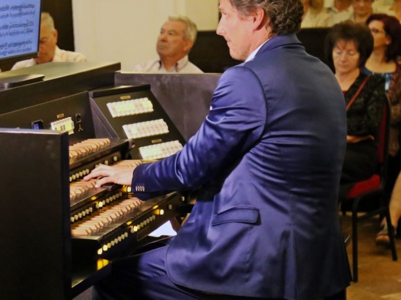 Rákász Gergely koncert